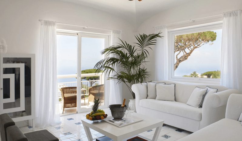 Capritouch Executive Suite